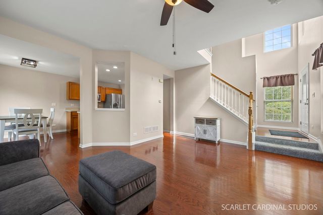 501 Valentine Way, Oswego, IL 60543