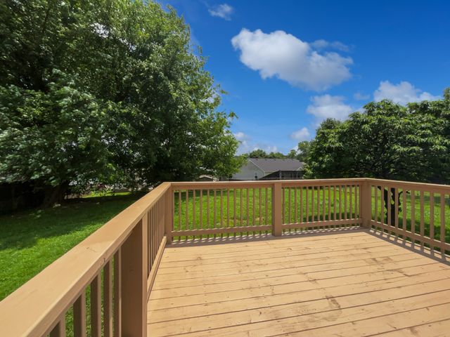 1317 Sonja Dr, Clarksville, TN 37042