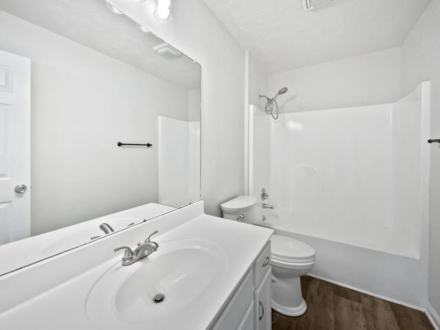 1317 Sonja Dr, Clarksville, TN 37042