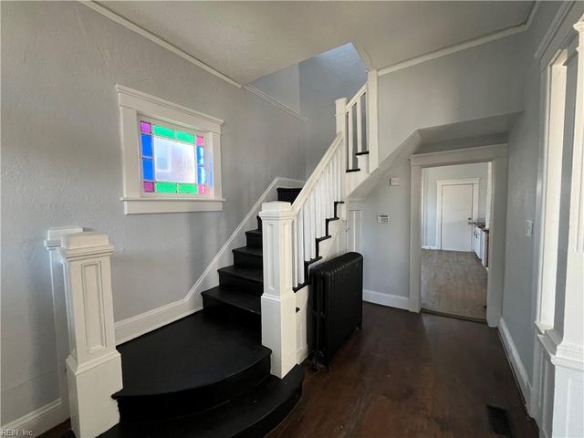 901 Grayson ST, Norfolk, VA 23523