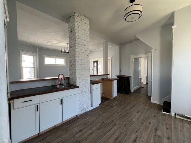 901 Grayson ST, Norfolk, VA 23523