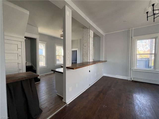 901 Grayson ST, Norfolk, VA 23523