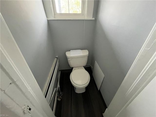 901 Grayson ST, Norfolk, VA 23523