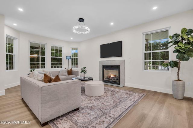 1001 Vessel Lane, Manahawkin, NJ 08050