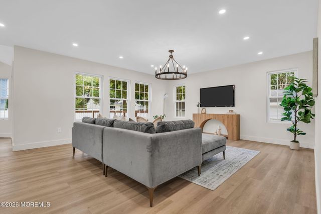 1001 Vessel Lane, Manahawkin, NJ 08050