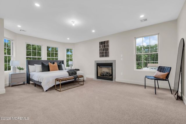 1001 Vessel Lane, Manahawkin, NJ 08050