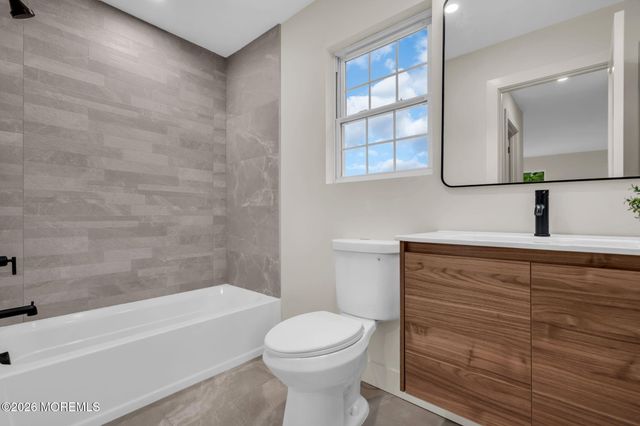 1001 Vessel Lane, Manahawkin, NJ 08050
