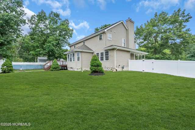 1001 Vessel Lane, Manahawkin, NJ 08050