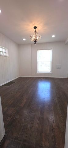 10118 S Luella Avenue, Chicago, IL 60617