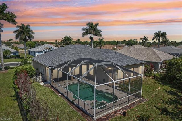 18310 Plumbago CT, Lehigh Acres, FL 33972