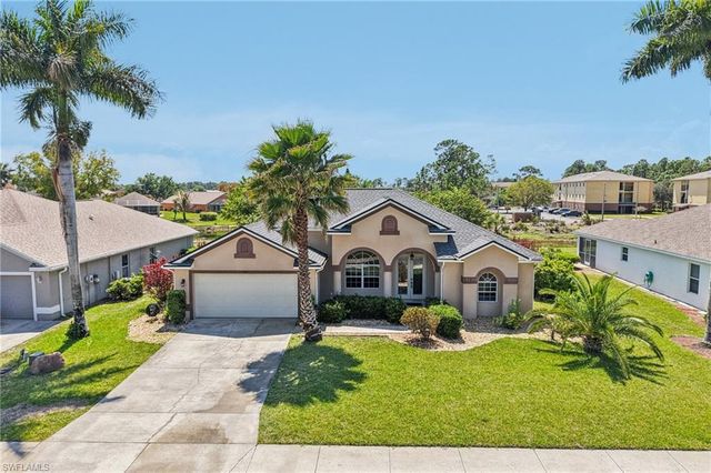 18310 Plumbago CT, Lehigh Acres, FL 33972