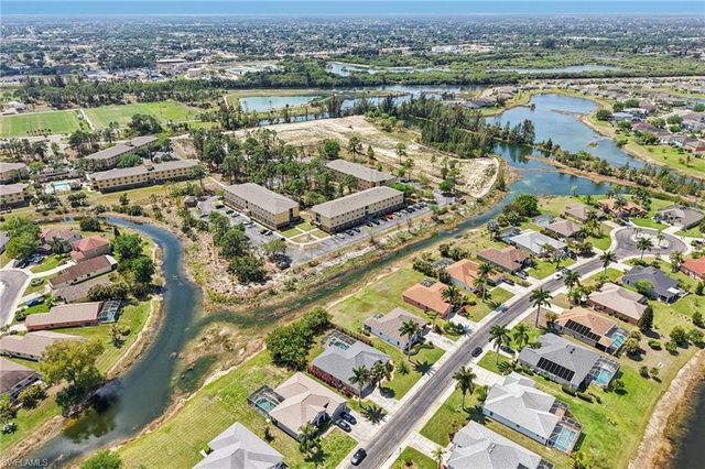 18310 Plumbago CT, Lehigh Acres, FL 33972