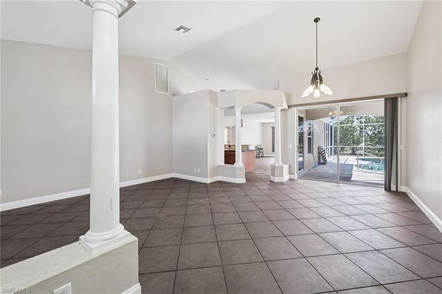 18310 Plumbago CT, Lehigh Acres, FL 33972