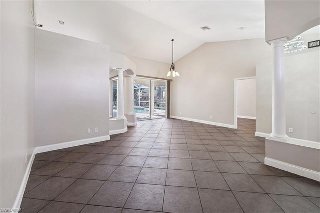 18310 Plumbago CT, Lehigh Acres, FL 33972