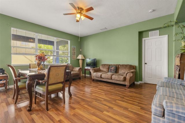 402 VINE CLIFF STREET, Ruskin, FL 33570