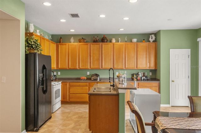 402 VINE CLIFF STREET, Ruskin, FL 33570