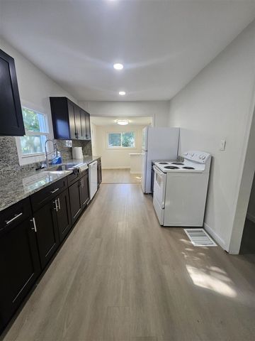 1221 S Congress Street, Ypsilanti, MI 48197