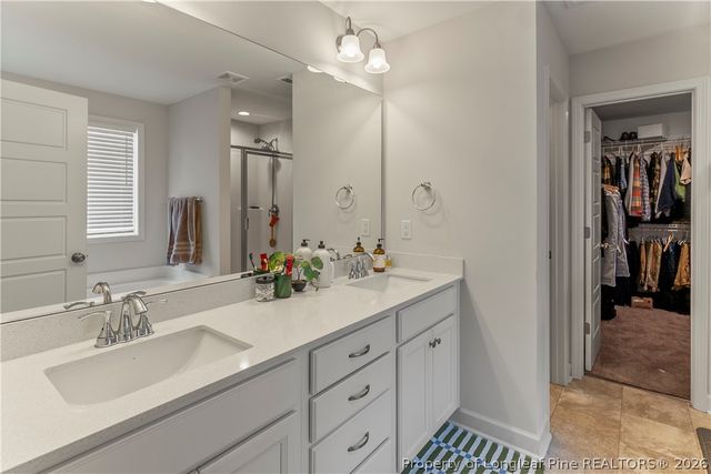 4635 Scenic Pines Drive, Hope Mills, NC 28348