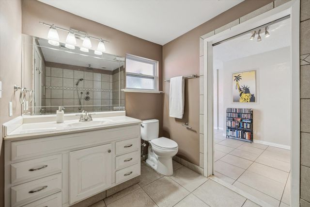 6702 Langston DR, Austin, TX 78723