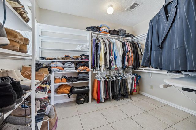 6702 Langston DR, Austin, TX 78723