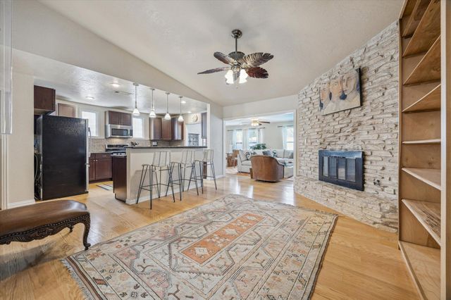 6702 Langston DR, Austin, TX 78723