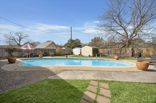 6702 Langston DR, Austin, TX 78723