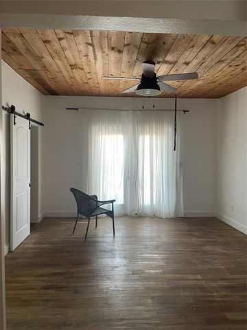 1233 Delano ST, Austin, TX 78721