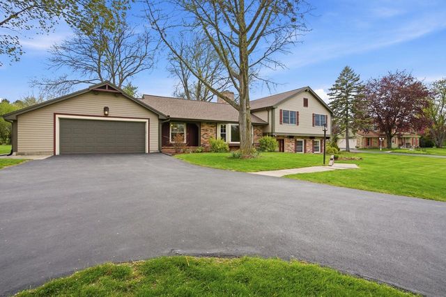 3941 Brook ROAD, Franksville, WI 53126