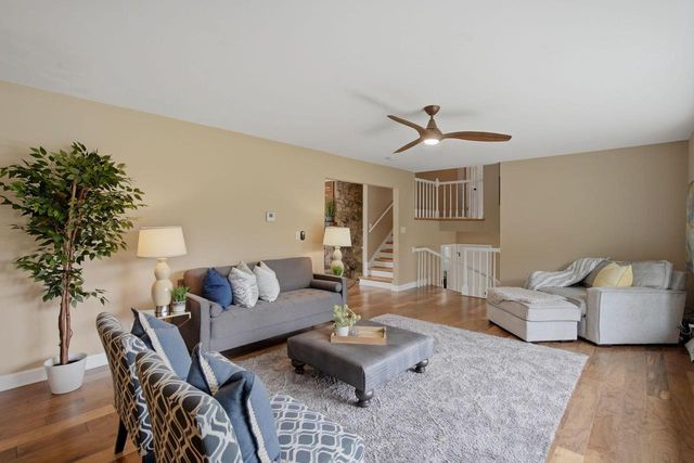3941 Brook ROAD, Franksville, WI 53126