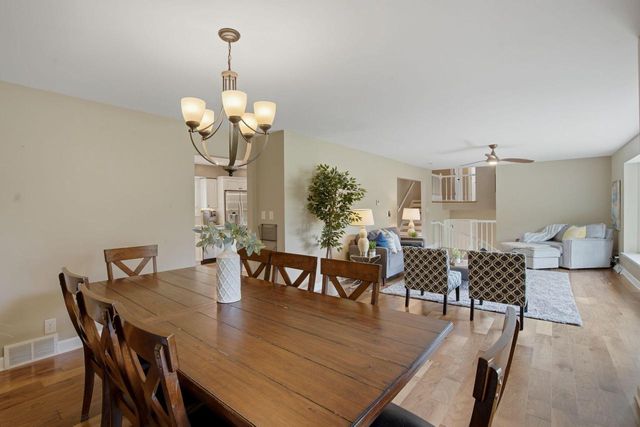 3941 Brook ROAD, Franksville, WI 53126
