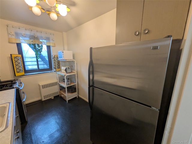 87-56 Francis Lewis Boulevard B45, Hollis, NY 11423