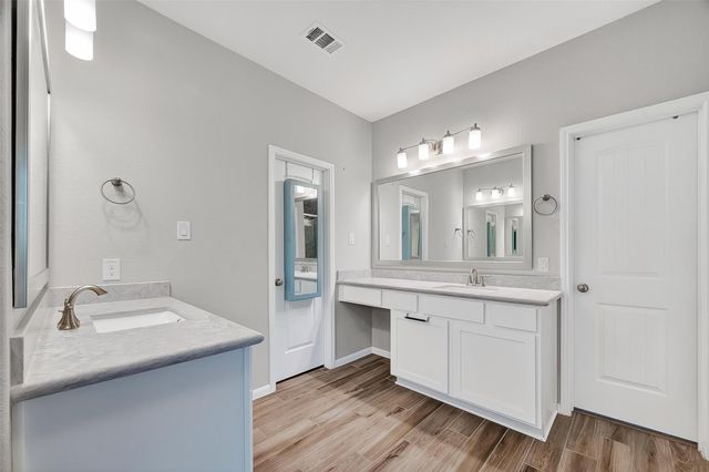 9607 Mystic Way, Mont Belvieu, TX 77523