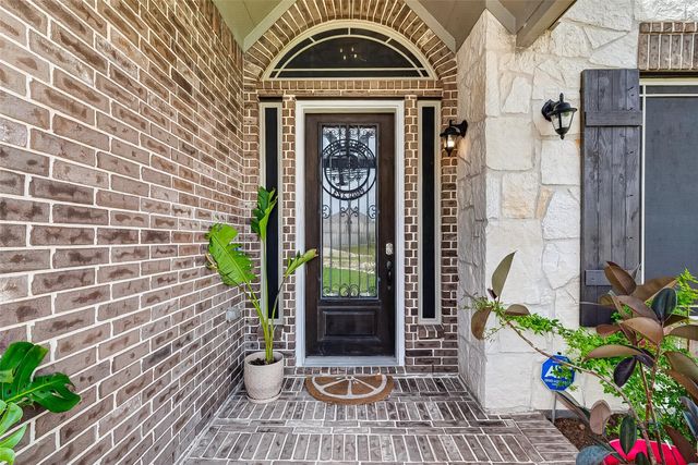 9607 Mystic Way, Mont Belvieu, TX 77523