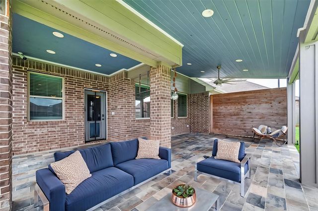 9607 Mystic Way, Mont Belvieu, TX 77523