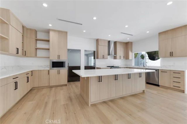 4316 Topanga Canyon, Woodland Hills, CA 91364