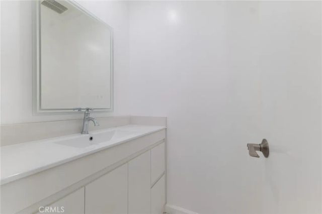 4316 Topanga Canyon, Woodland Hills, CA 91364