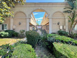20234 Cohasset 7, Winnetka, CA 91306