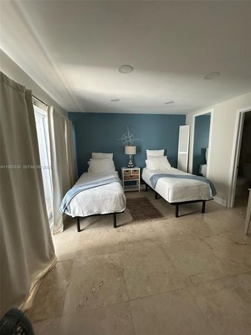 4000 NE 168th St 110A, North Miami Beach, FL 33160