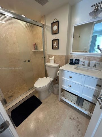 4000 NE 168th St 110A, North Miami Beach, FL 33160