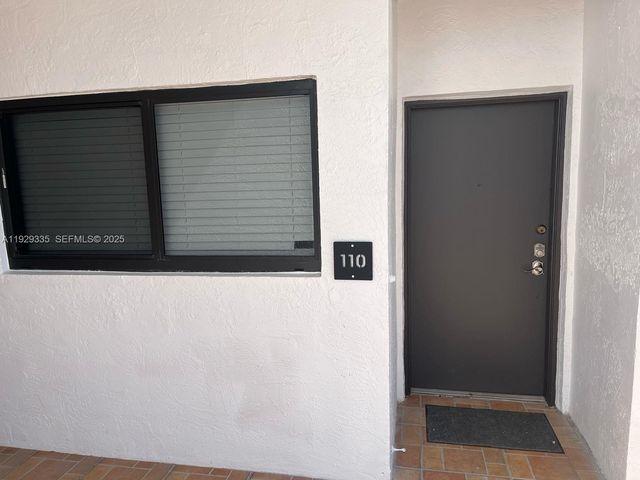 4000 NE 168th St 110A, North Miami Beach, FL 33160