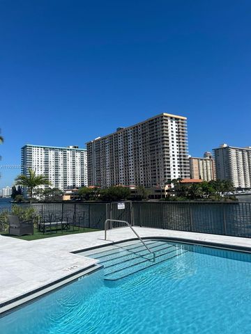 4000 NE 168th St 110A, North Miami Beach, FL 33160