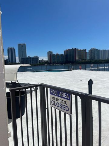 4000 NE 168th St 110A, North Miami Beach, FL 33160