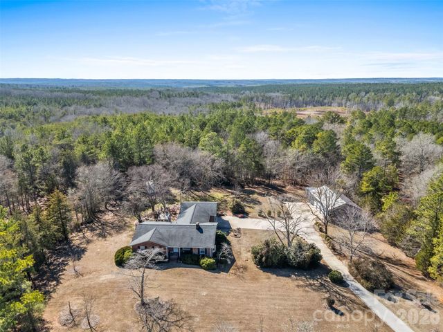 6330 Richburg Road, Great Falls, SC 29055