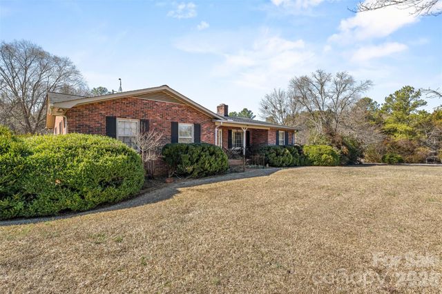 6330 Richburg Road, Great Falls, SC 29055