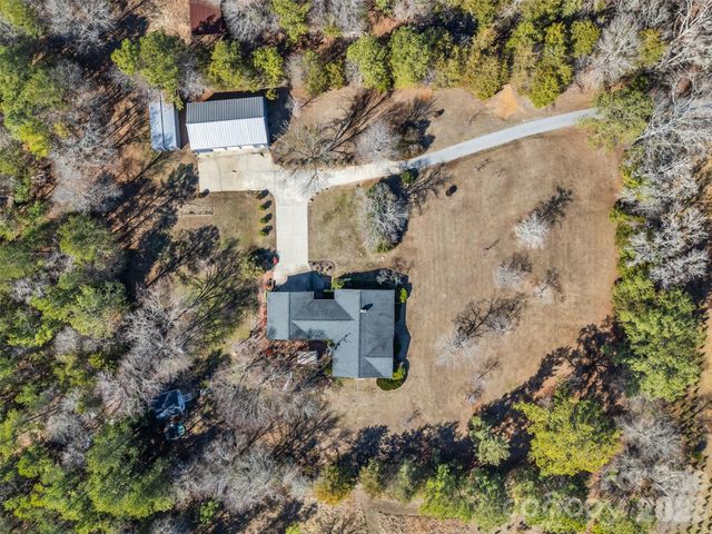 6330 Richburg Road, Great Falls, SC 29055