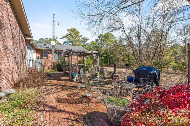 6330 Richburg Road, Great Falls, SC 29055