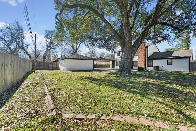 1407 Hamlin Valley Drive, Houston, TX 77090