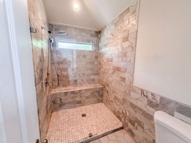 301 Hillside Court, Garland, TX 75043