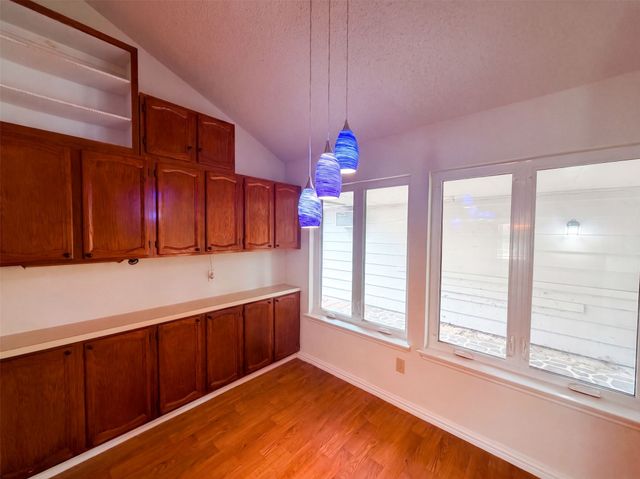 301 Hillside Court, Garland, TX 75043