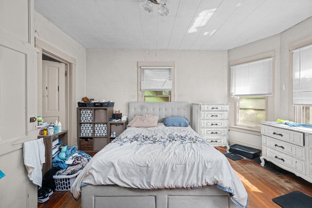 1120 Kirkwood Boulevard, Davenport, IA 52803